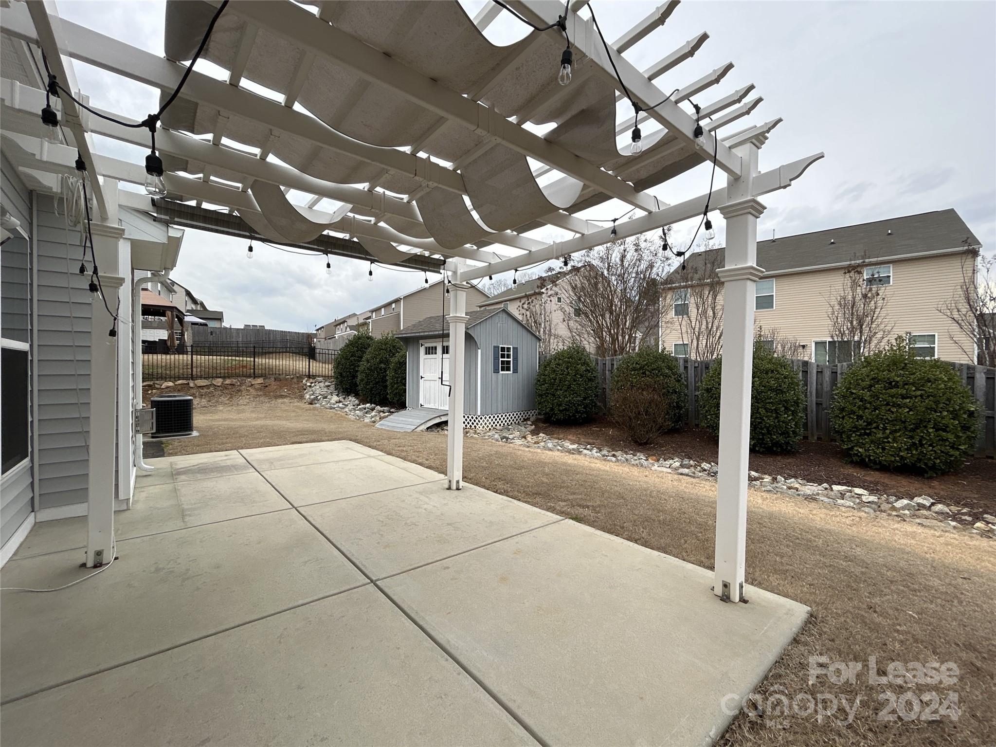 Curtis Pond - Residential Lease