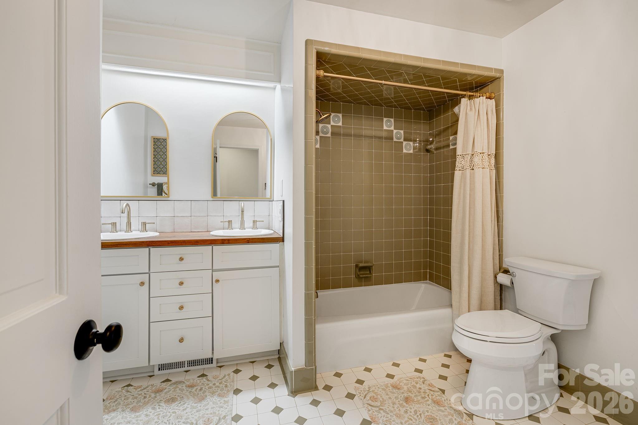 Sky Village - Residential