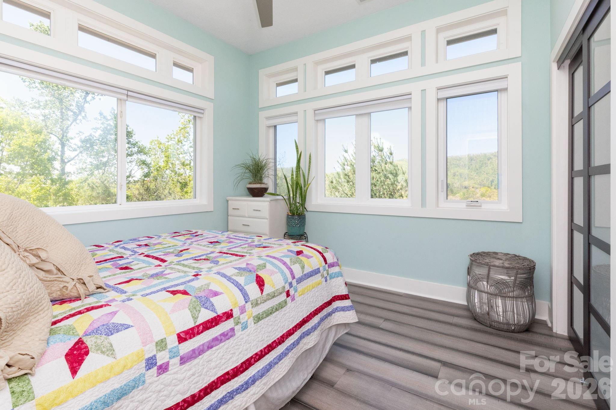 Spy Glass Pointe - Residential