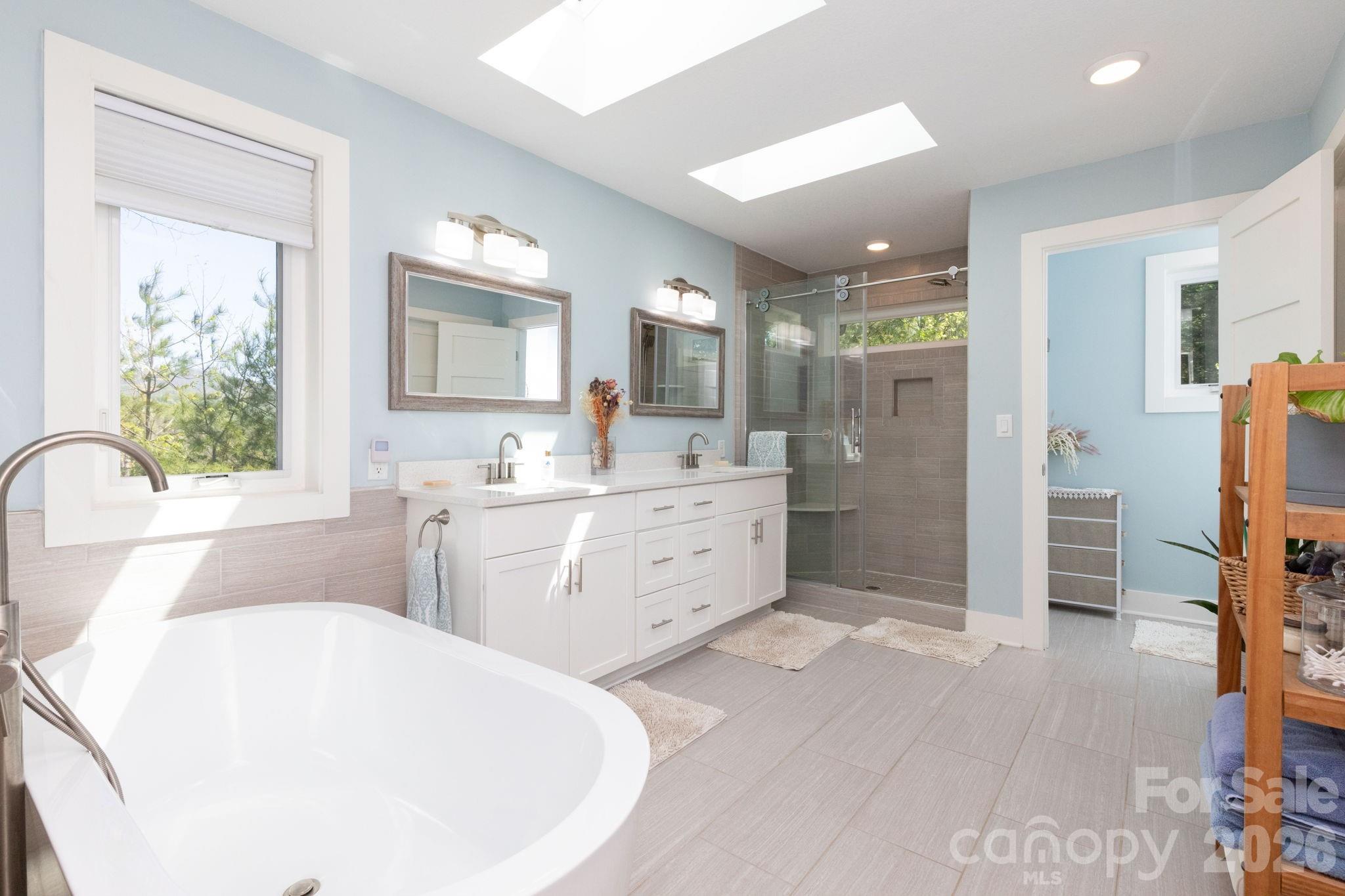 Spy Glass Pointe - Residential