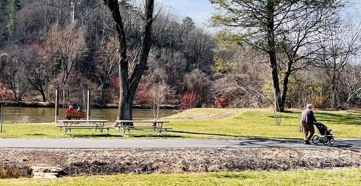 Woodfin Land Company - Residential Income