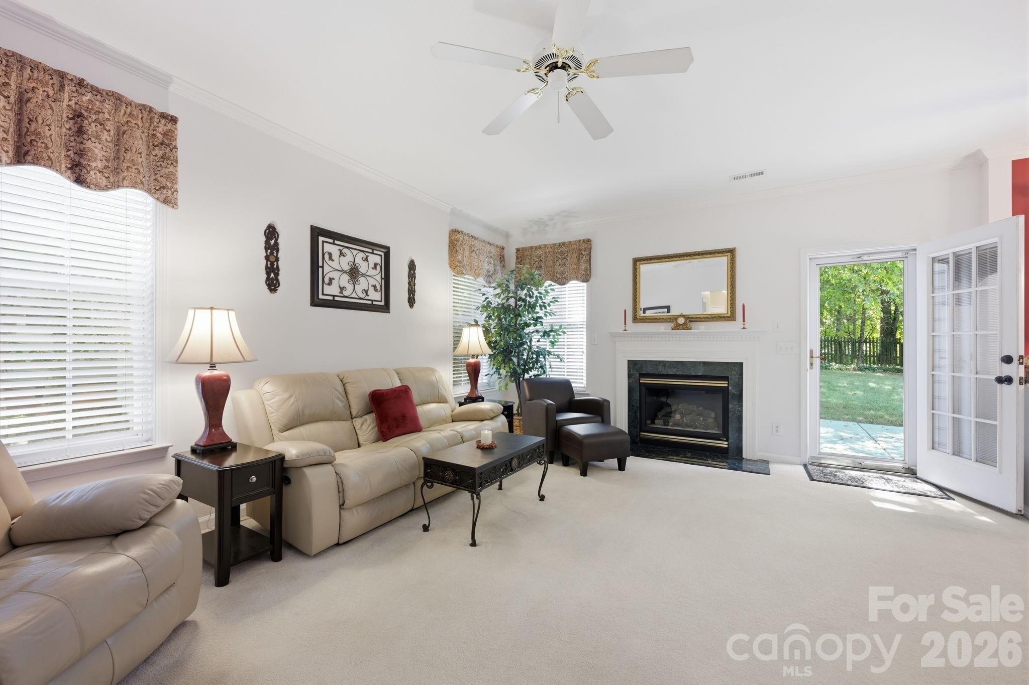 10018 Glencrest Drive