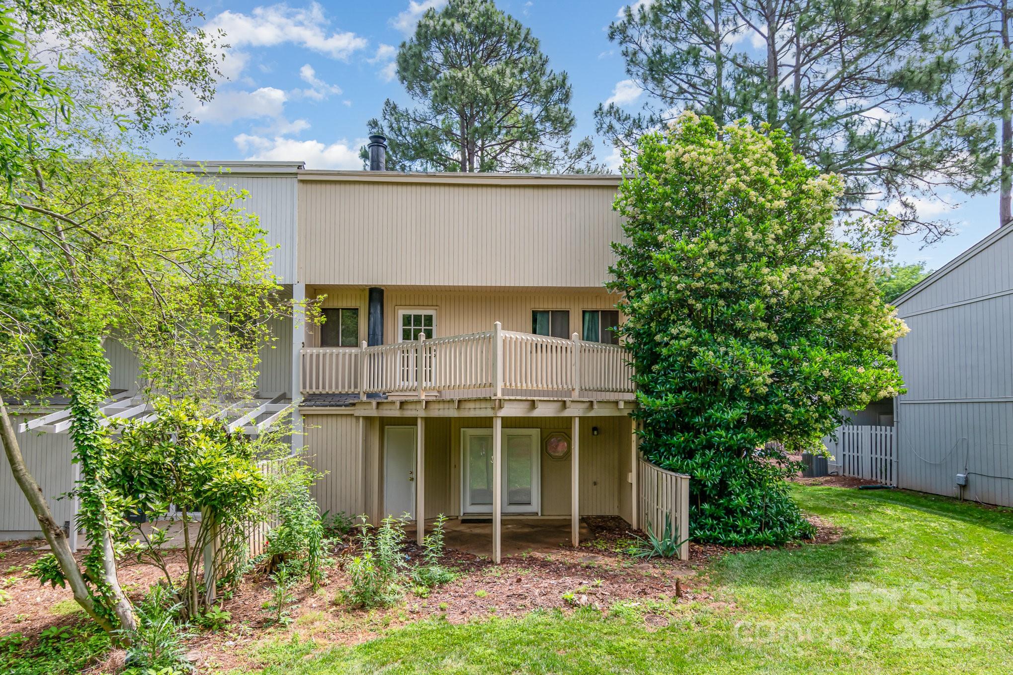 7928 Horse Chestnut Lane