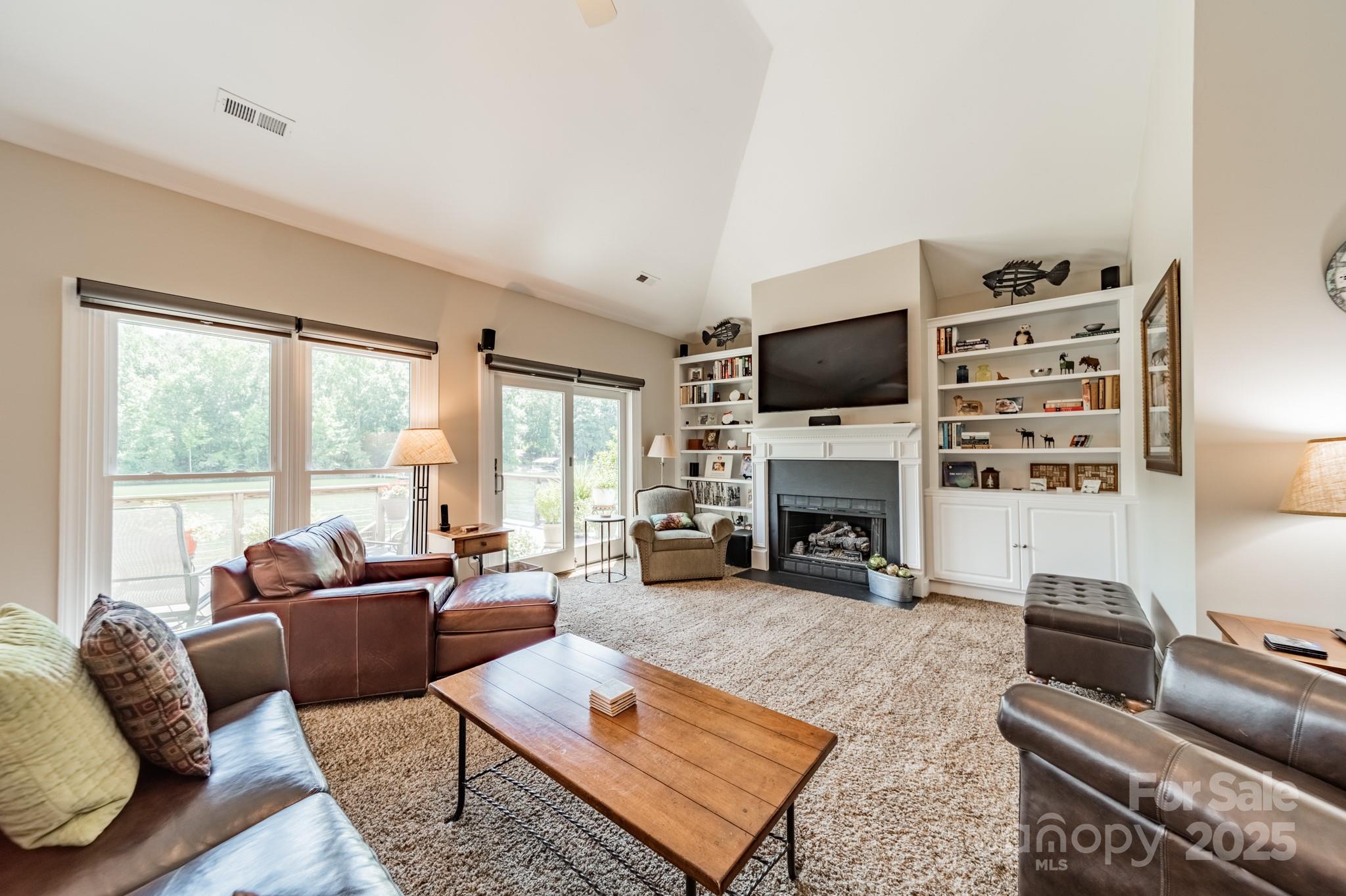 Monterey Landing - Residential