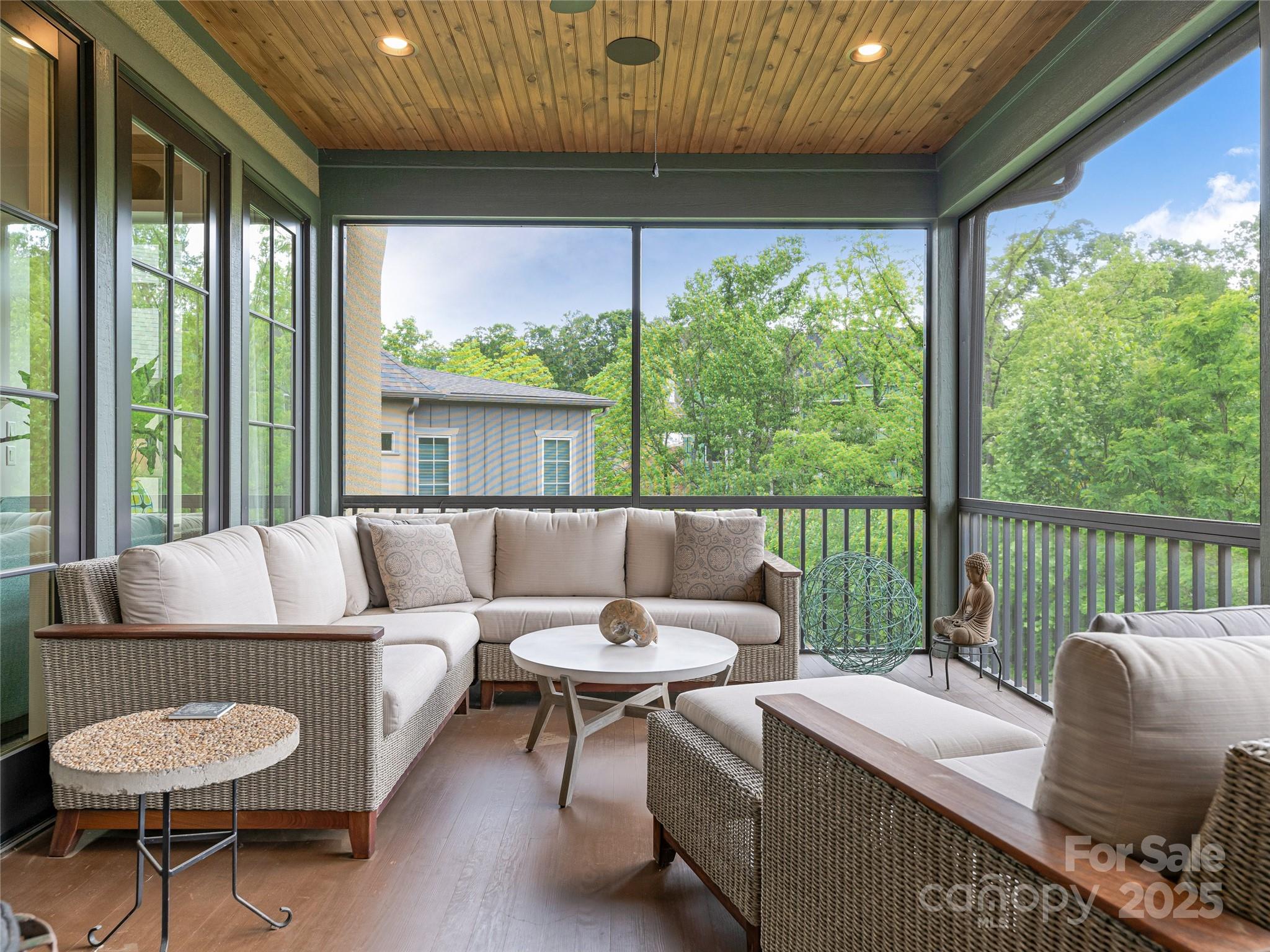 Thoms Estate - Residential