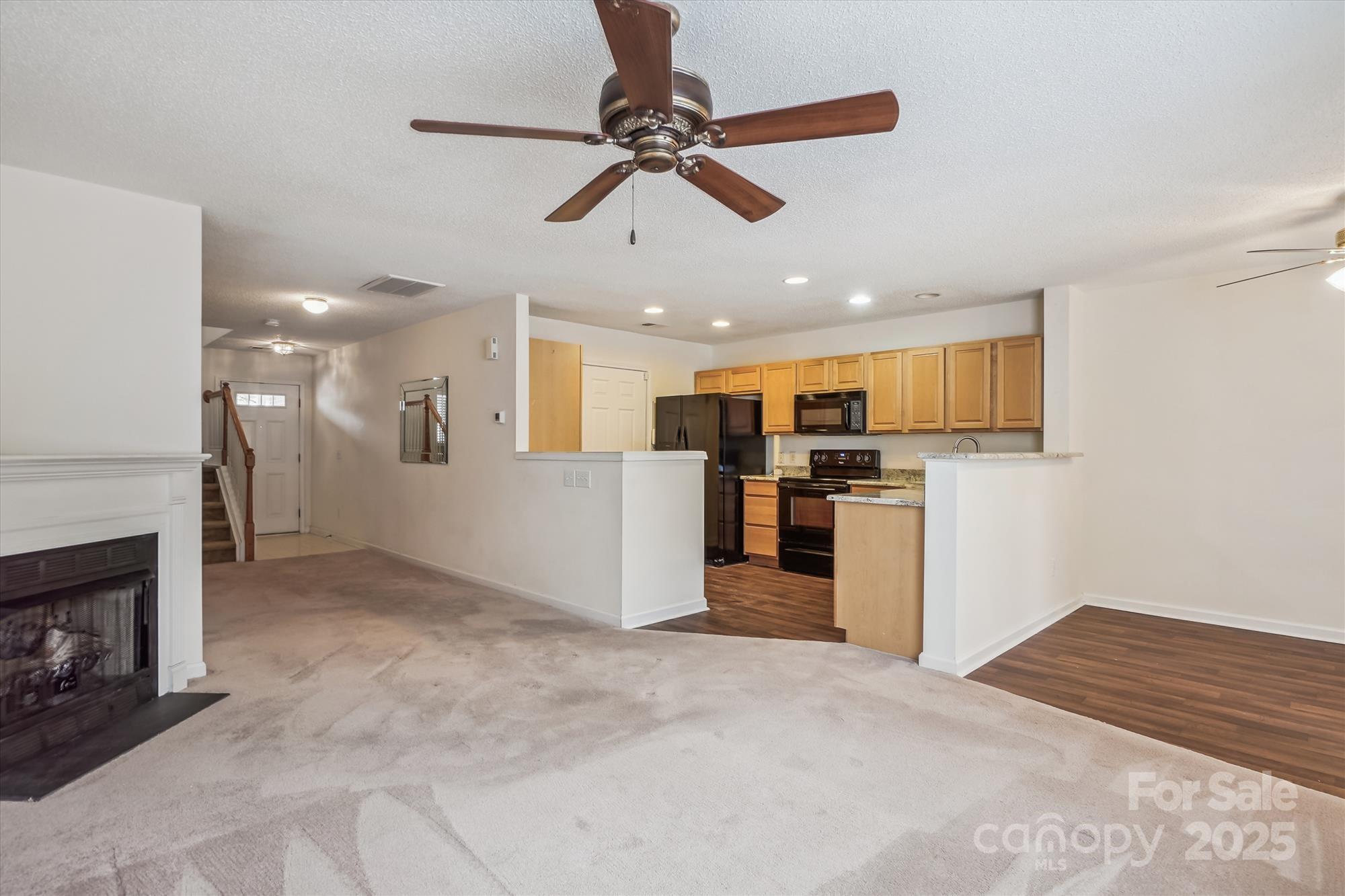 Lexington Commons - Residential