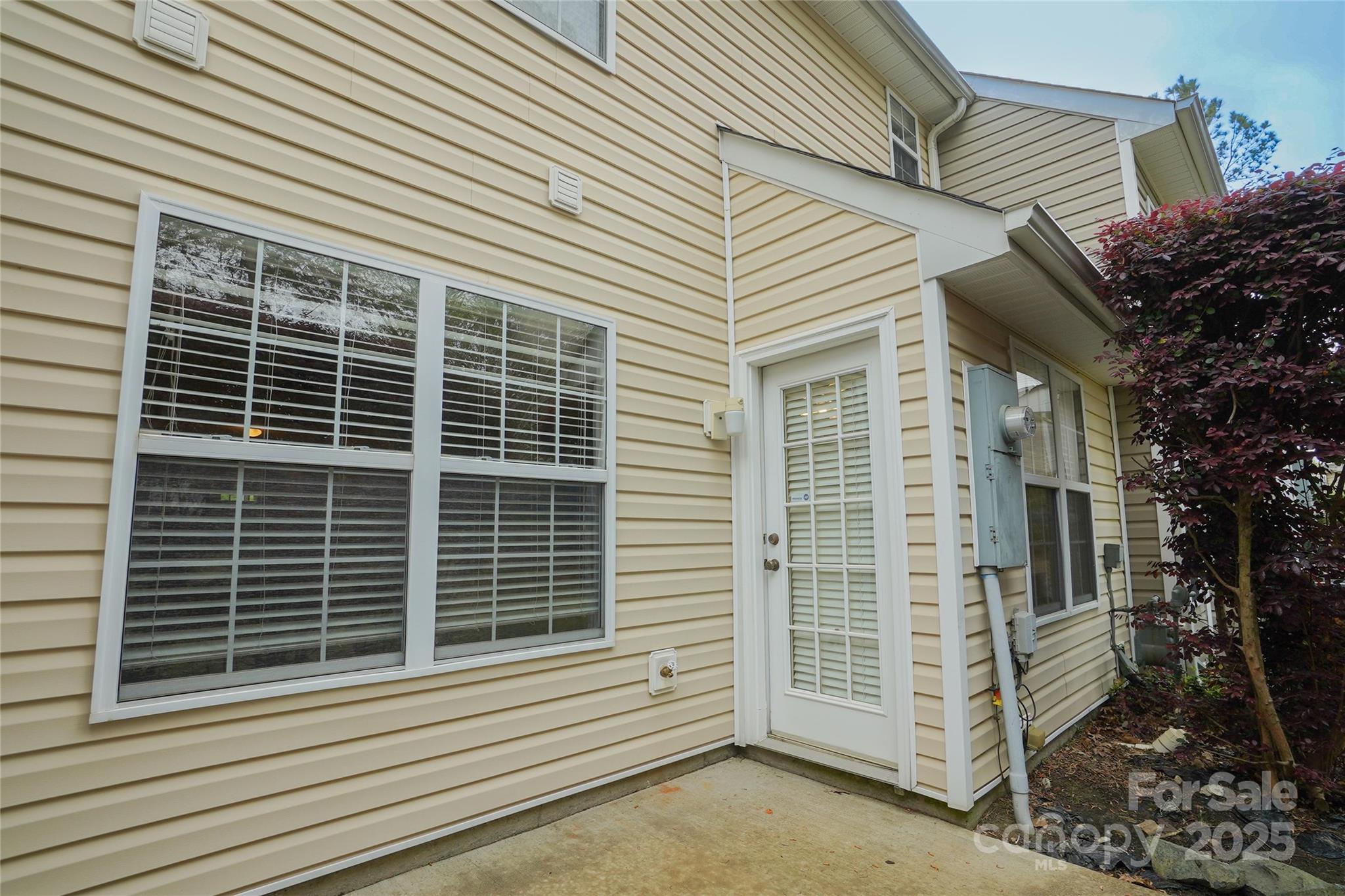 Lexington Commons - Residential