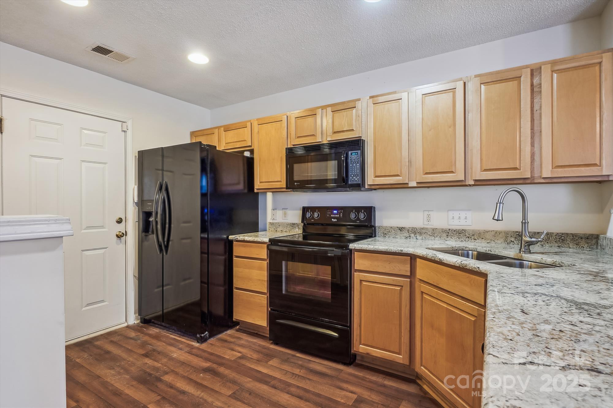 Lexington Commons - Residential