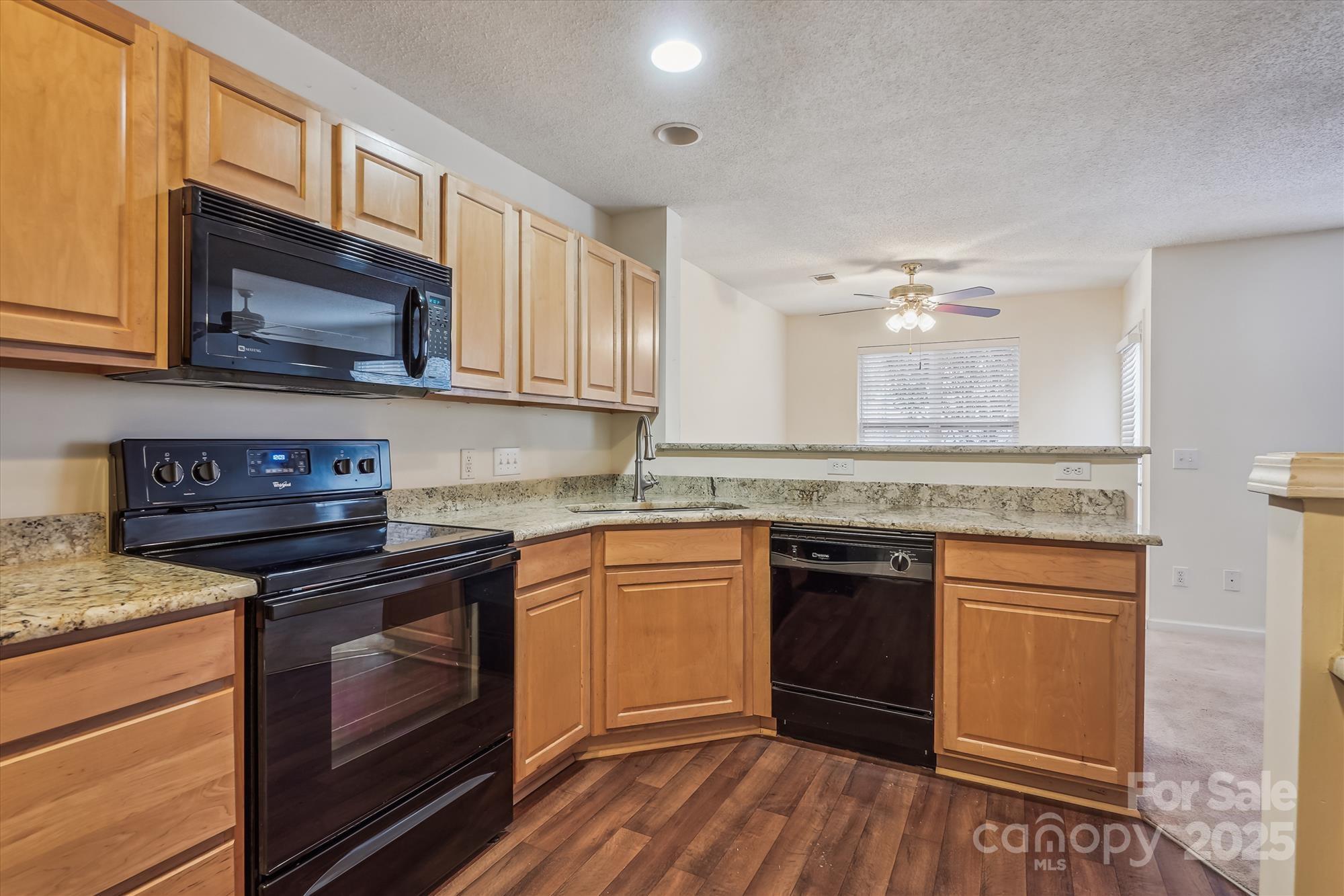 Lexington Commons - Residential