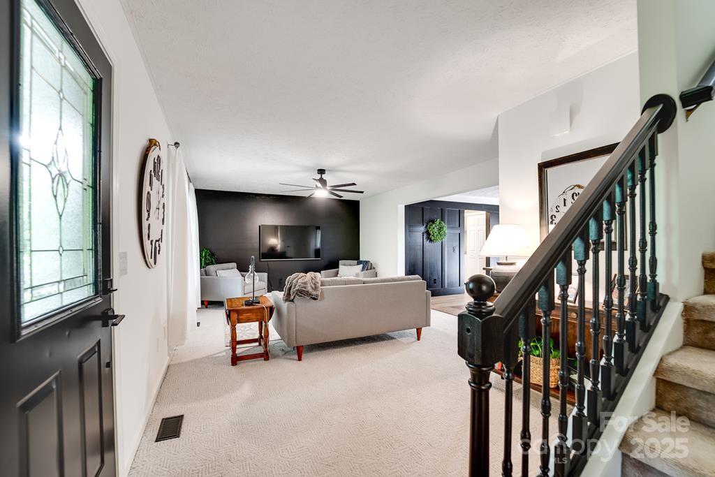 41 Kings Creek Drive