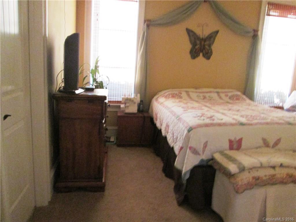 Ashland Oaks - Residential