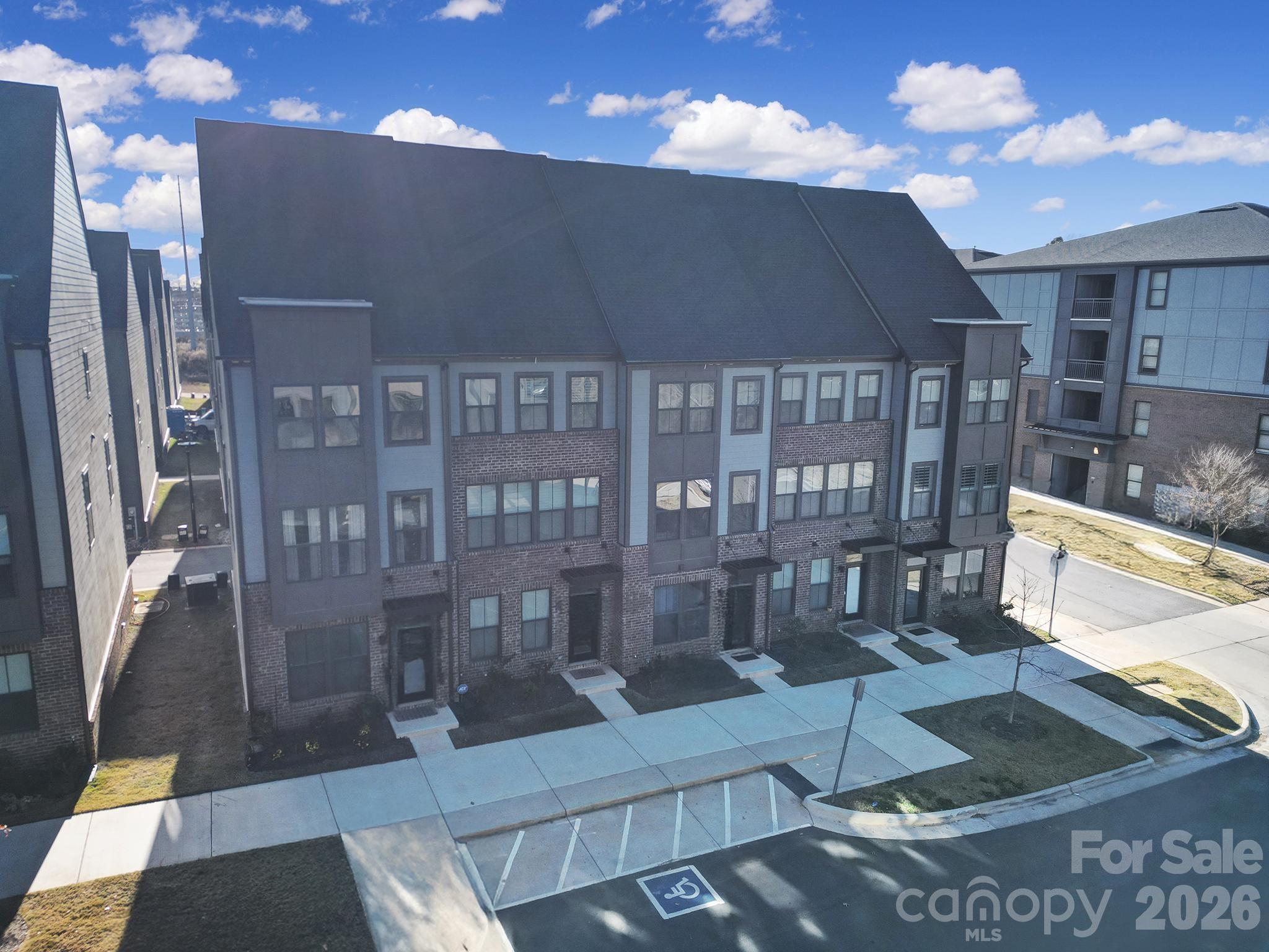 Southrail Station - Residential