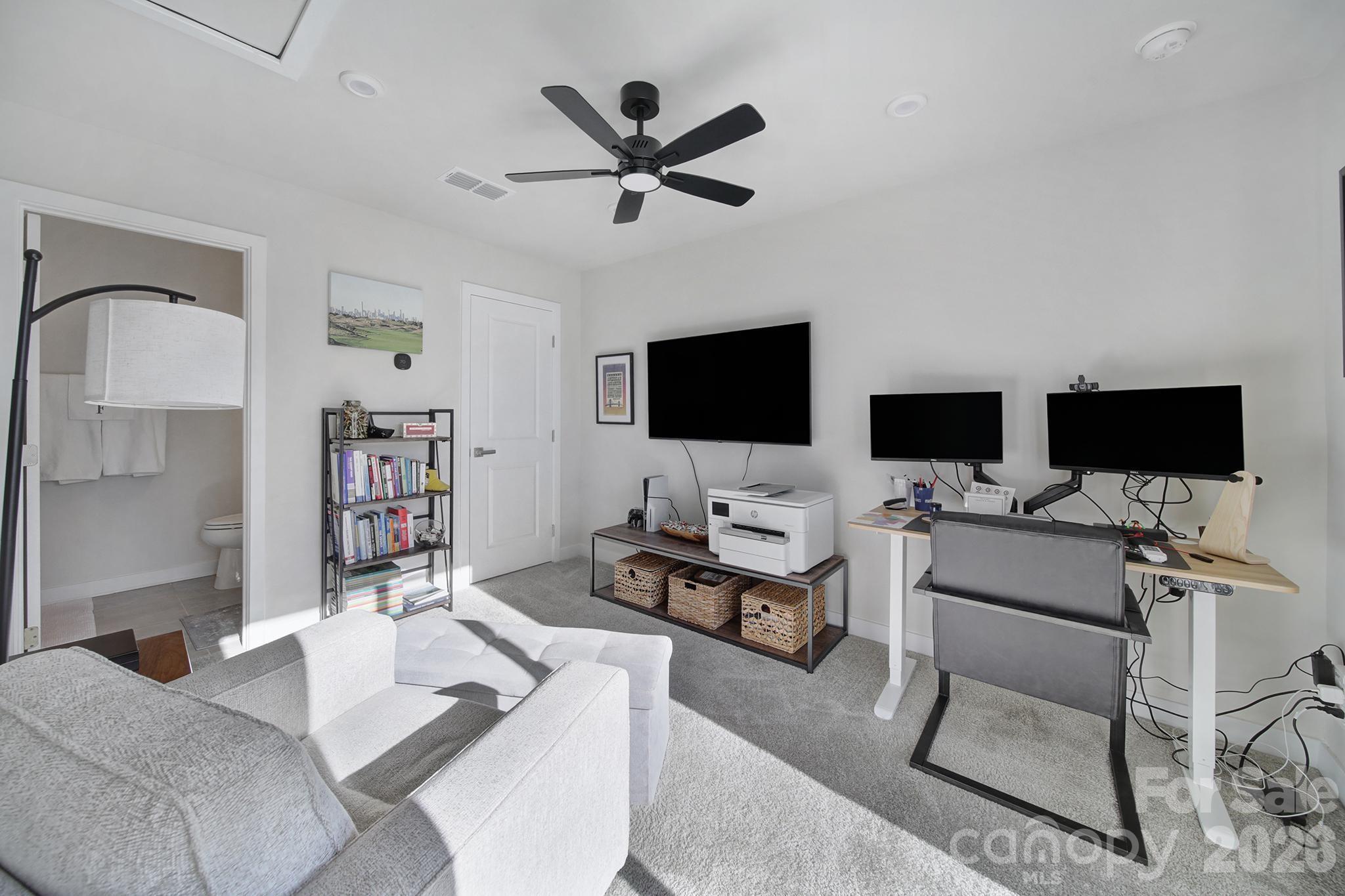 Southrail Station - Residential