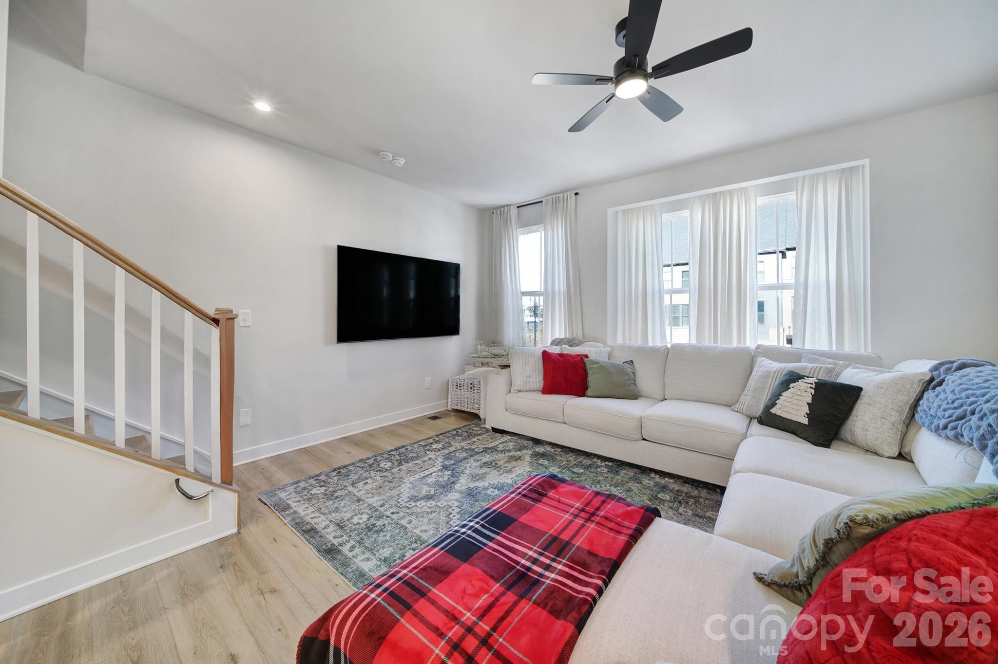 Southrail Station - Residential