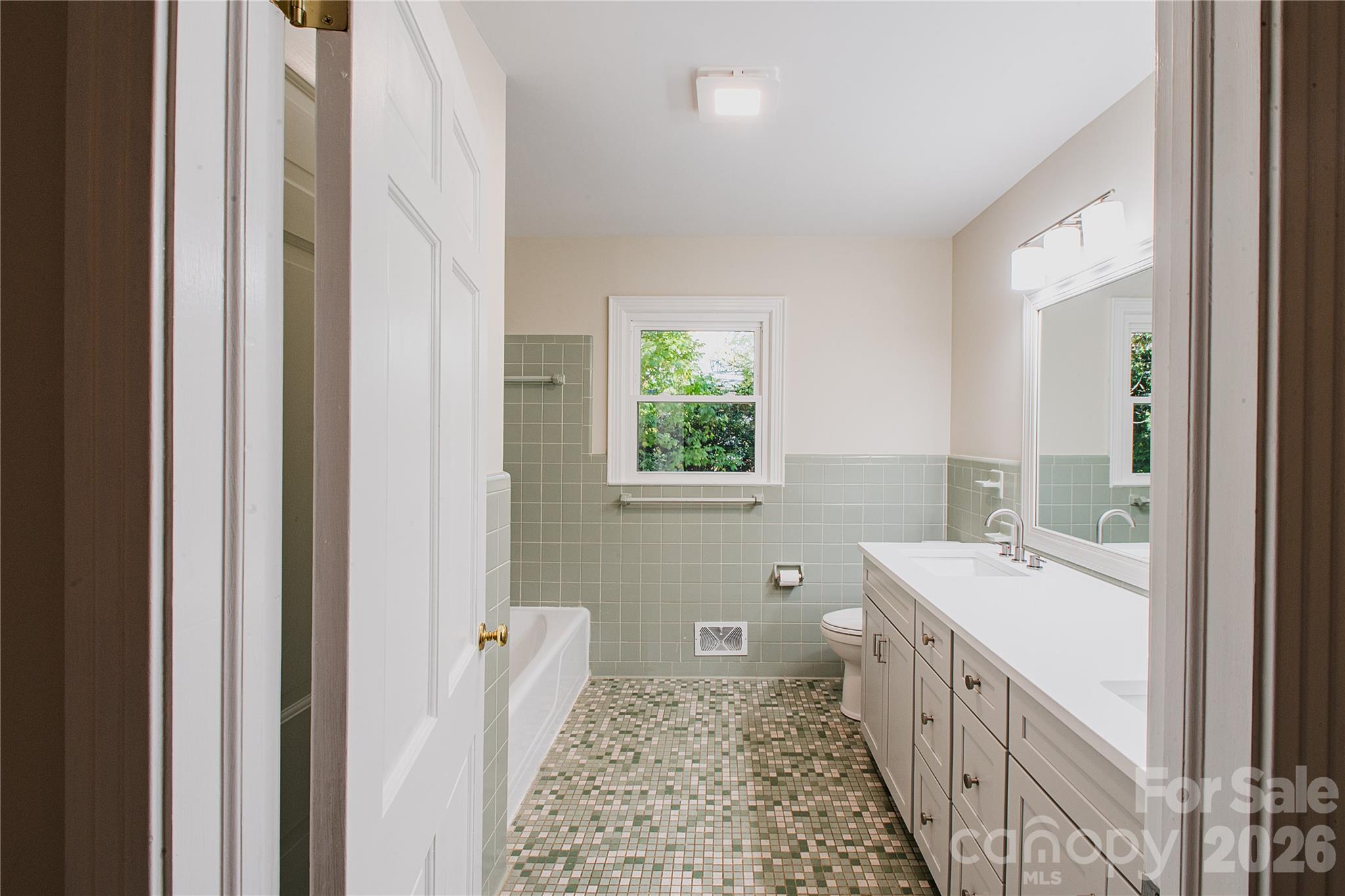 Forest Hills - Residential