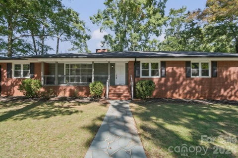 Photo of 719 Avondale Avenue, Albemarle, NC 28001 (MLS # 4316276)