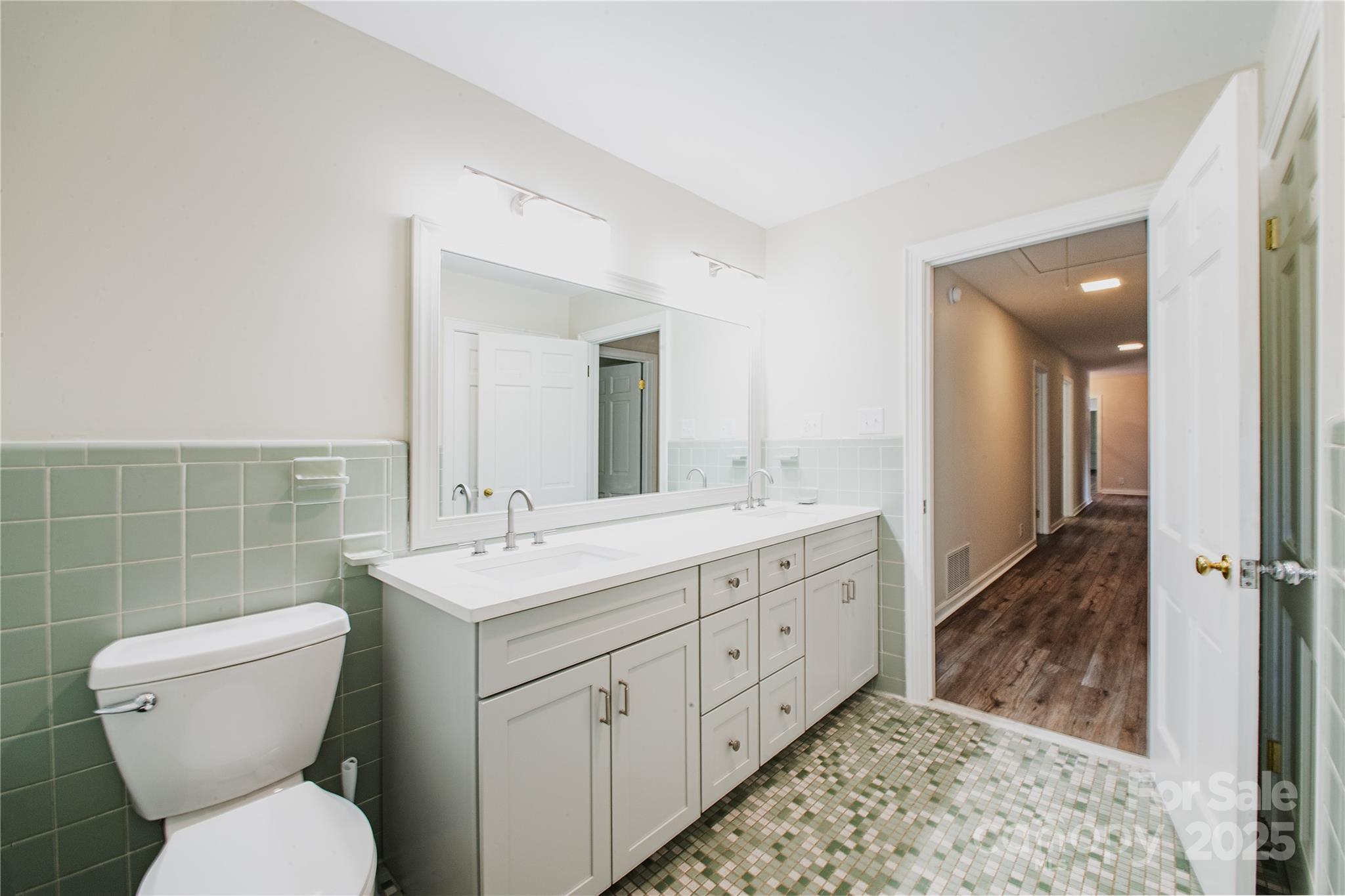 Forest Hills - Residential