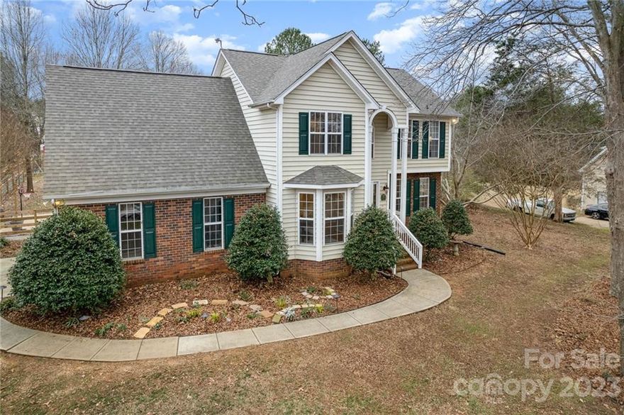 Everything you want in Mint Hill! Well maintained, sitting on 3/4 of an acre, this lovely 3 Bed/2.5 Bath home with full Bonus Room has so much to offer. Beautiful Hardwood Floors, tons of Natural Light, Cozy Living Room with Gas Log Fireplace, Crown Molding and Bay Window in Dining Room. There are many updates including a new Roof, new Furnace, new Appliances, all new Toilets, Water Softener, new Garage Door/Motor and Fresh Paint. The Backyard is truly a Gardner's Dream, completely fenced including a separate Dog Run. Featuring an improved soil garden with fruit trees, perennial flowers, soaker hoses and extended patio space in addition to the spacious Deck. The yard is also a Certified Wildlife Habitat designated by the Nat'l Wildlife Federation. Don't forget about the ideal location with a rural feel, yet close to the Town of Mint Hill, Veteran's Park, Shops, Grocery Stores & Restaurants. Do Not Miss this Opportunity!