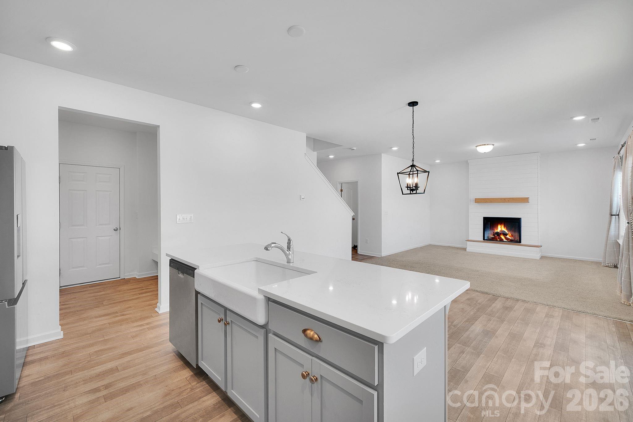 Davis Hills - Residential