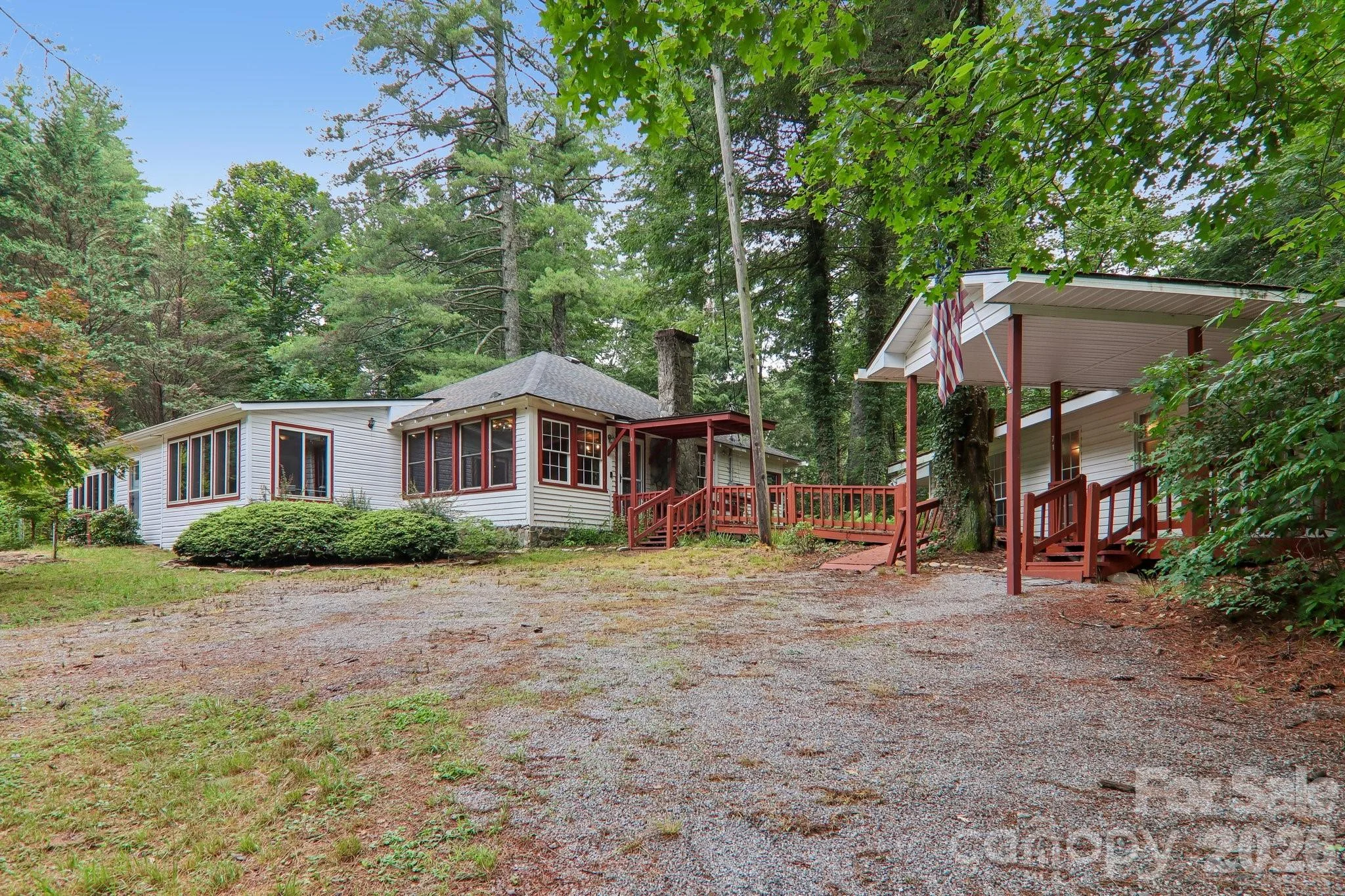 61 Bo Diddly Lane, Cedar Mountain, NC, 28718