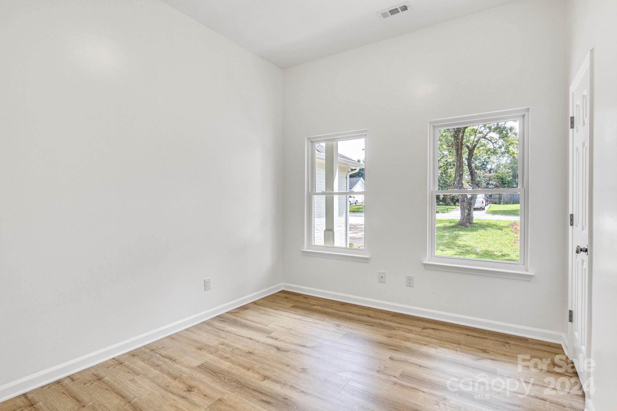 Pheasant Knoll - Residential