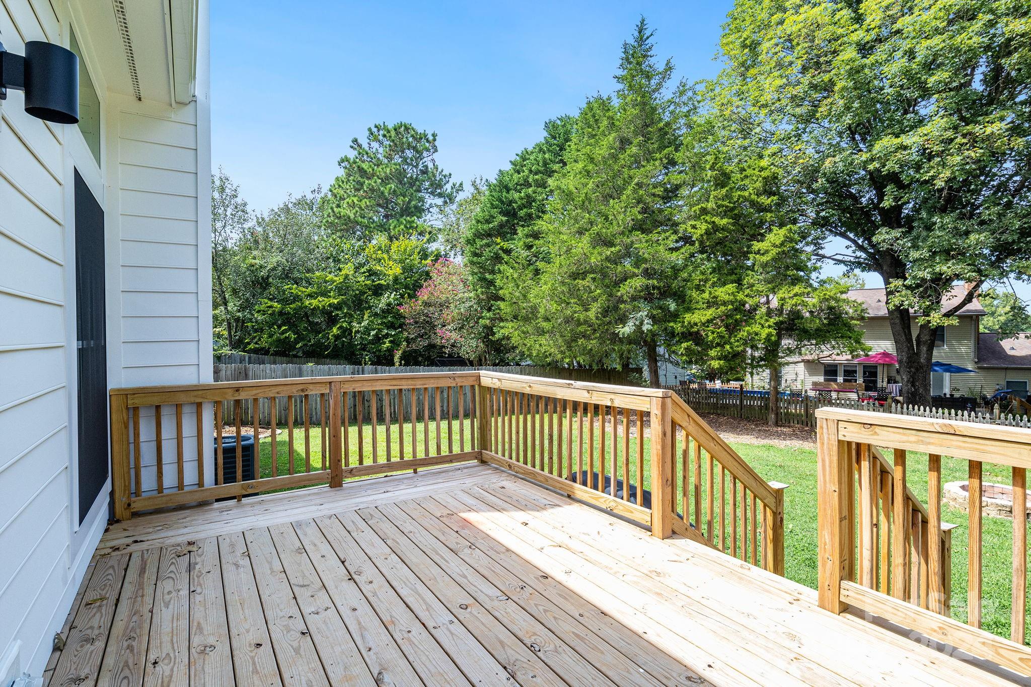 Pheasant Knoll - Residential