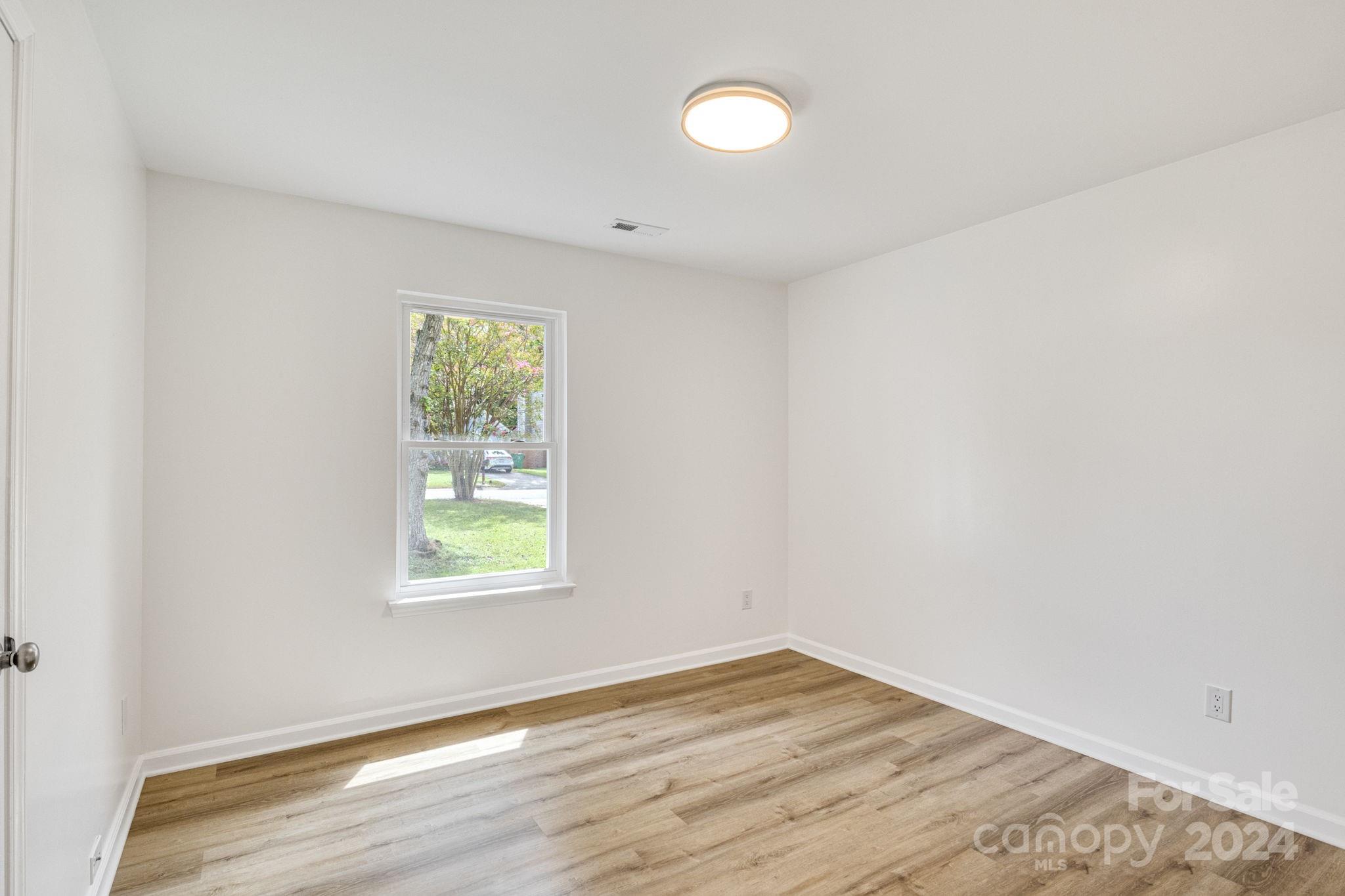 Pheasant Knoll - Residential