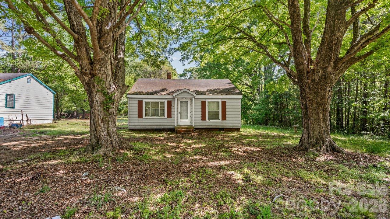 515 E Torbush Drive