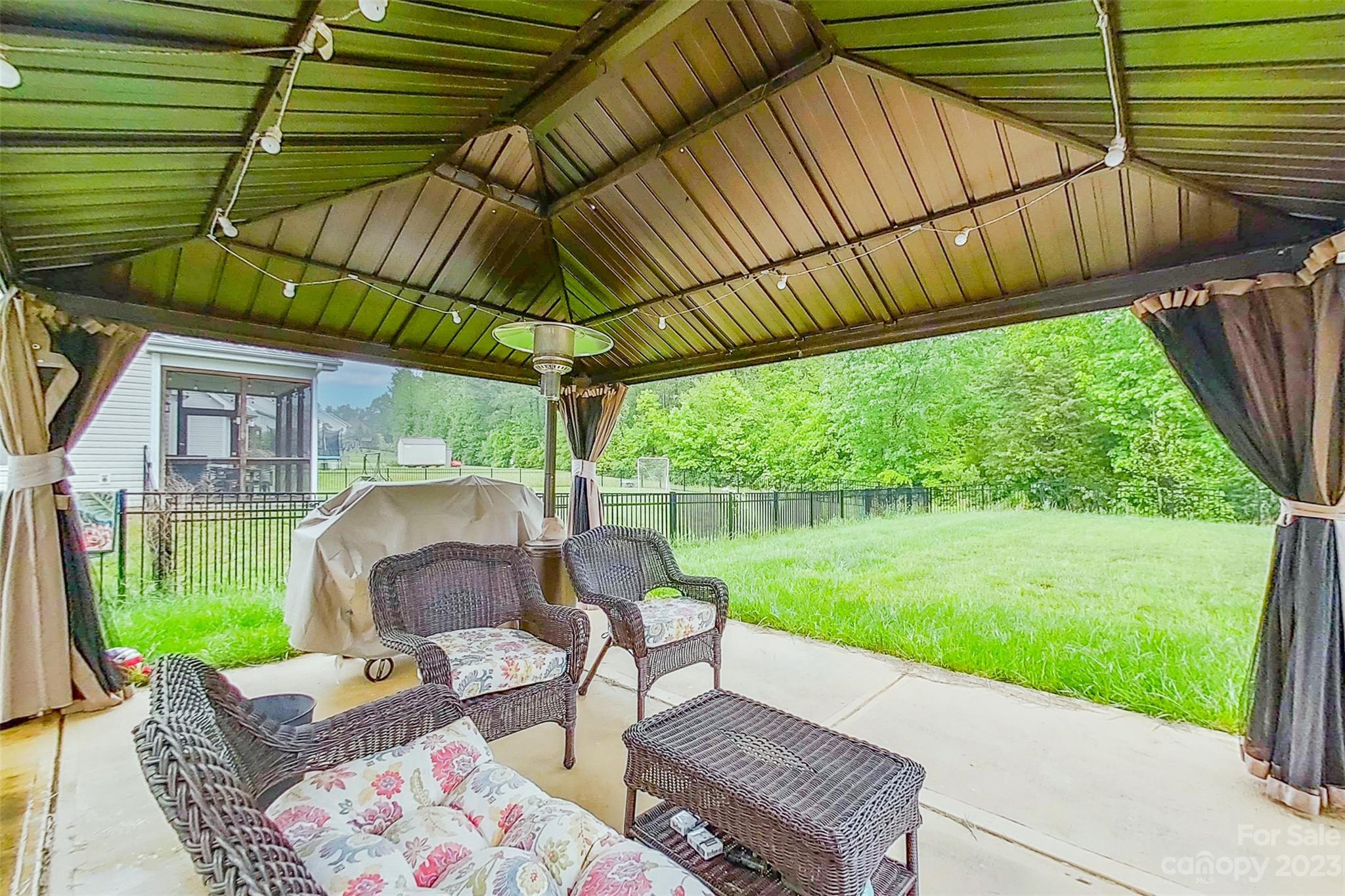 Wellington Chase - Residential