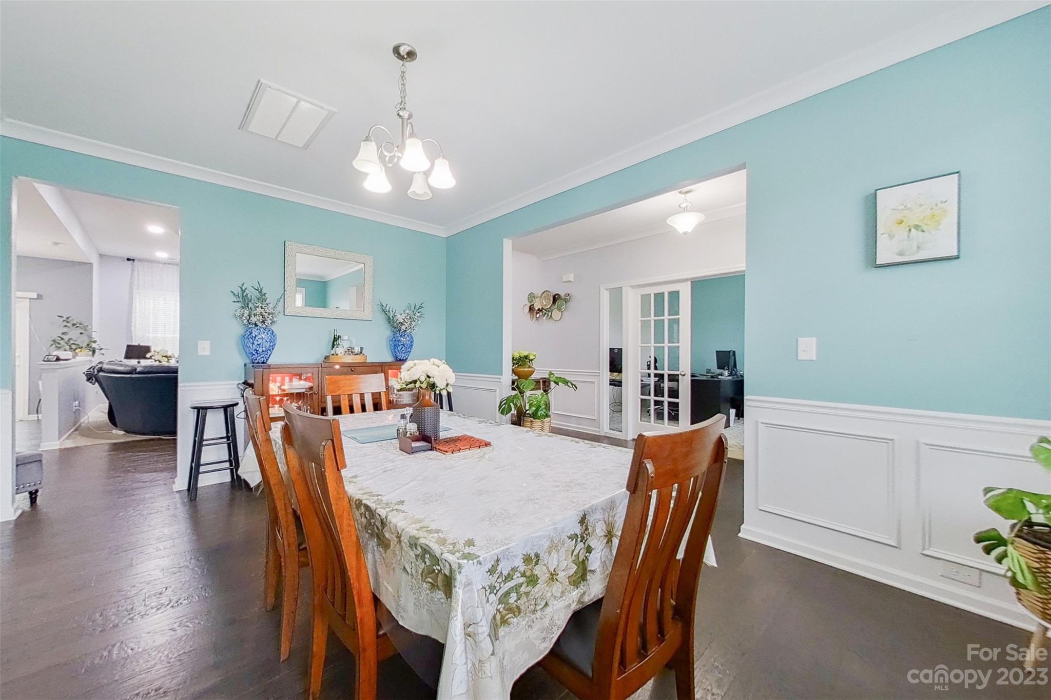 Wellington Chase - Residential