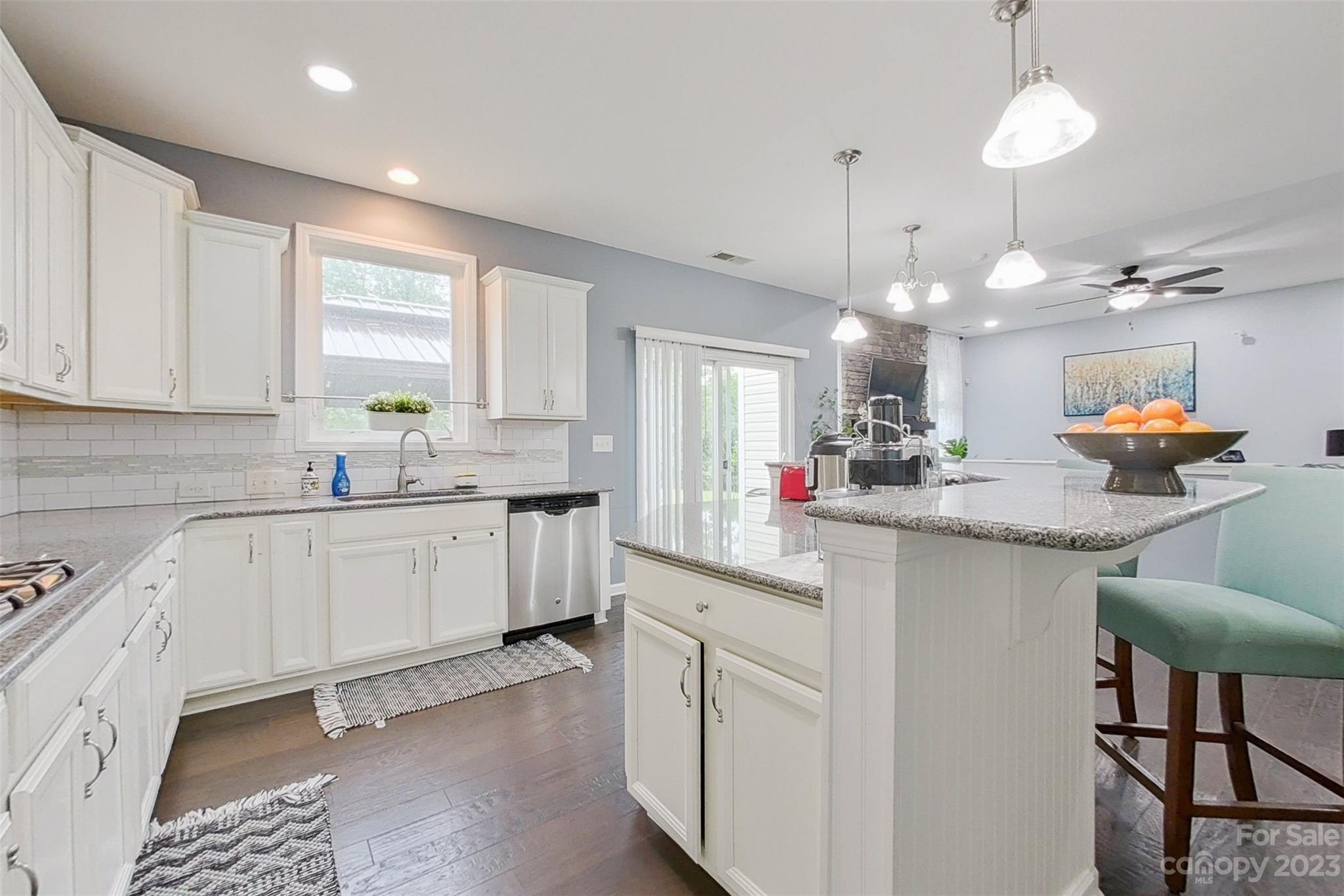 Wellington Chase - Residential