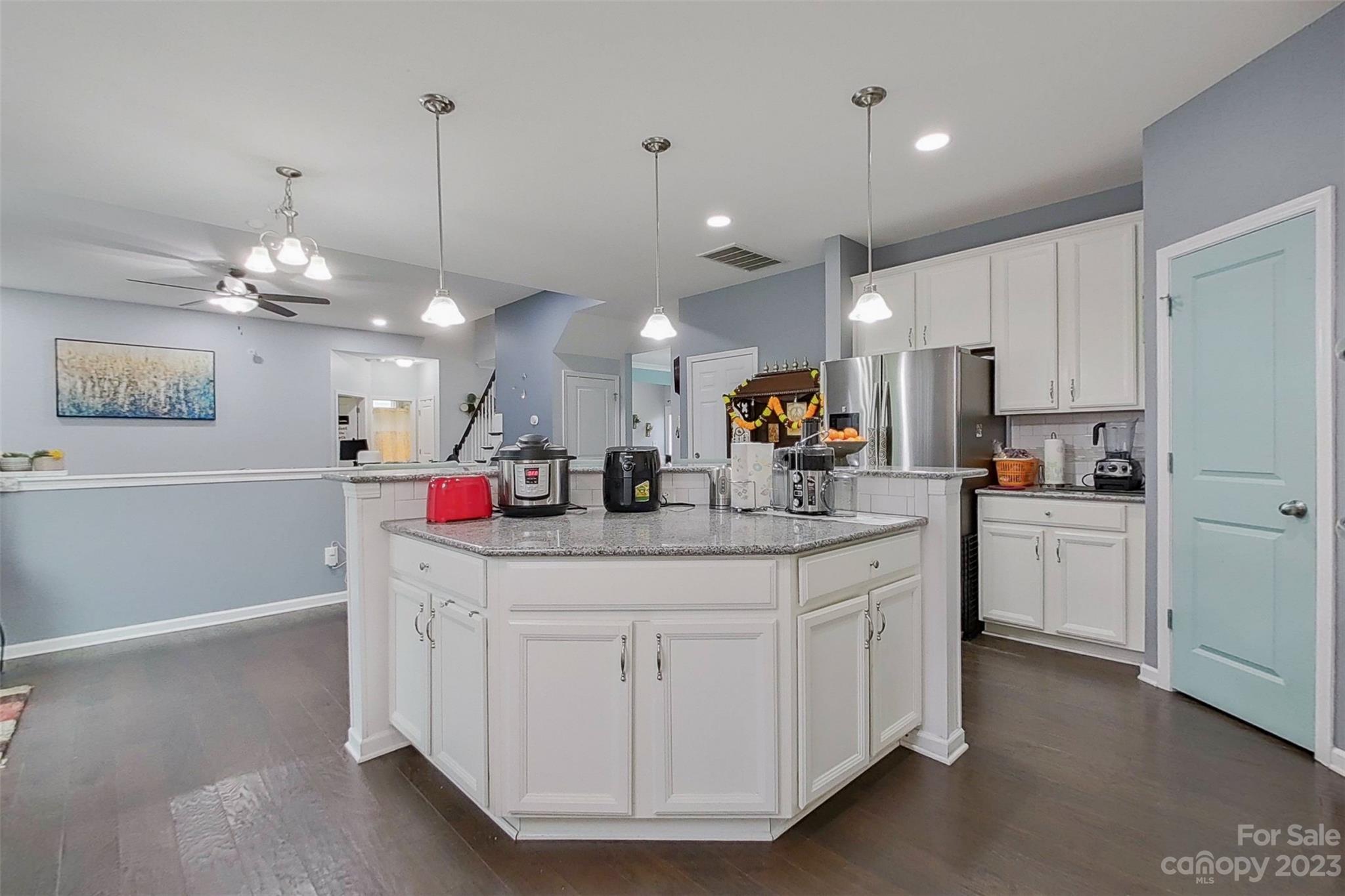 Wellington Chase - Residential