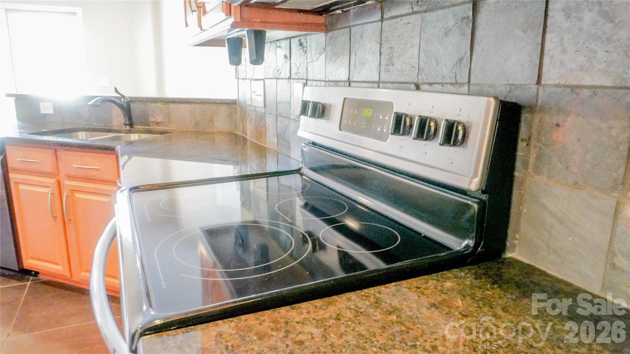 Lanstone - Residential