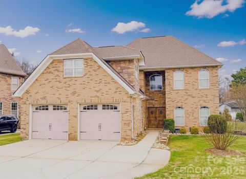 Photo of 4570 Lanstone Court SW, Concord, NC 28027 (MLS # 4353787)