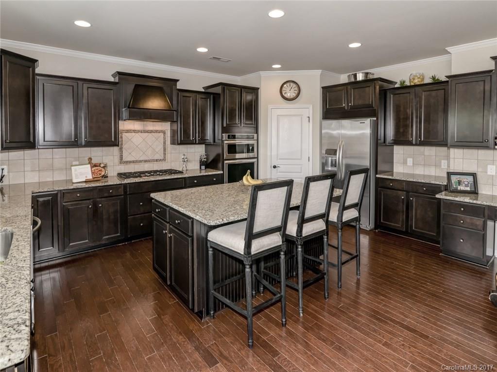 The Chimneys Of Marvin - Residential