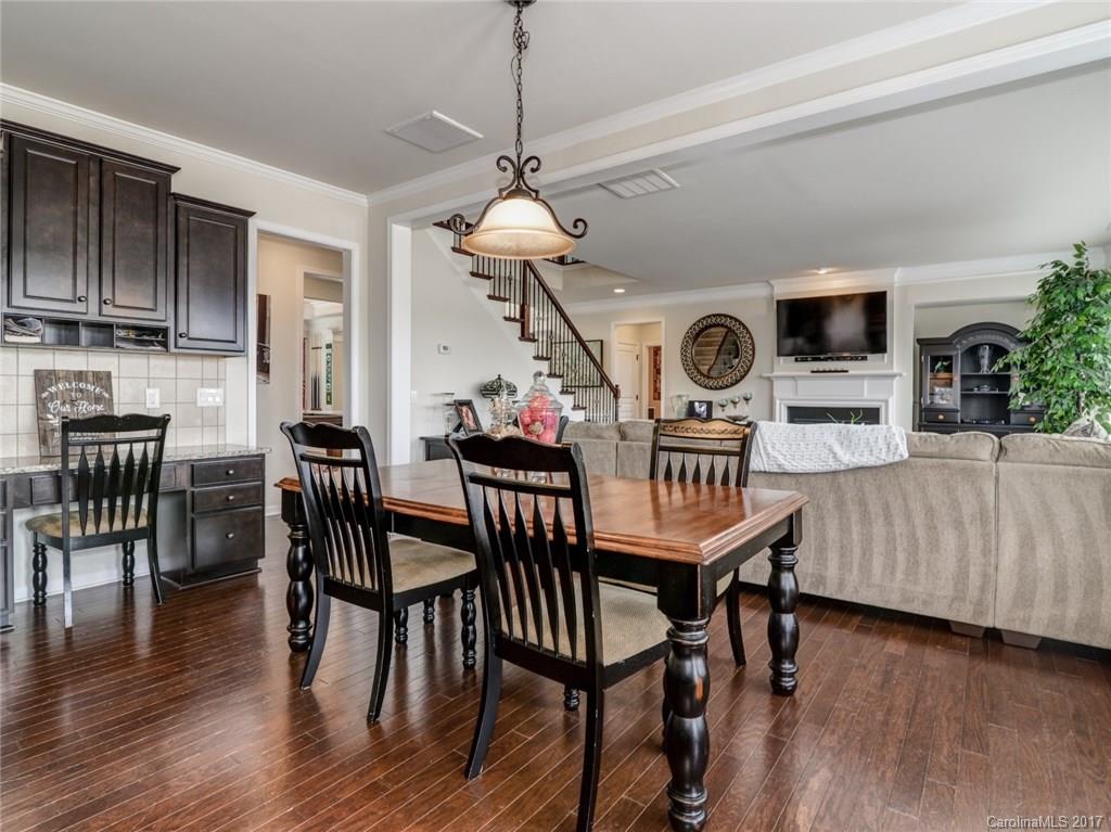 The Chimneys Of Marvin - Residential