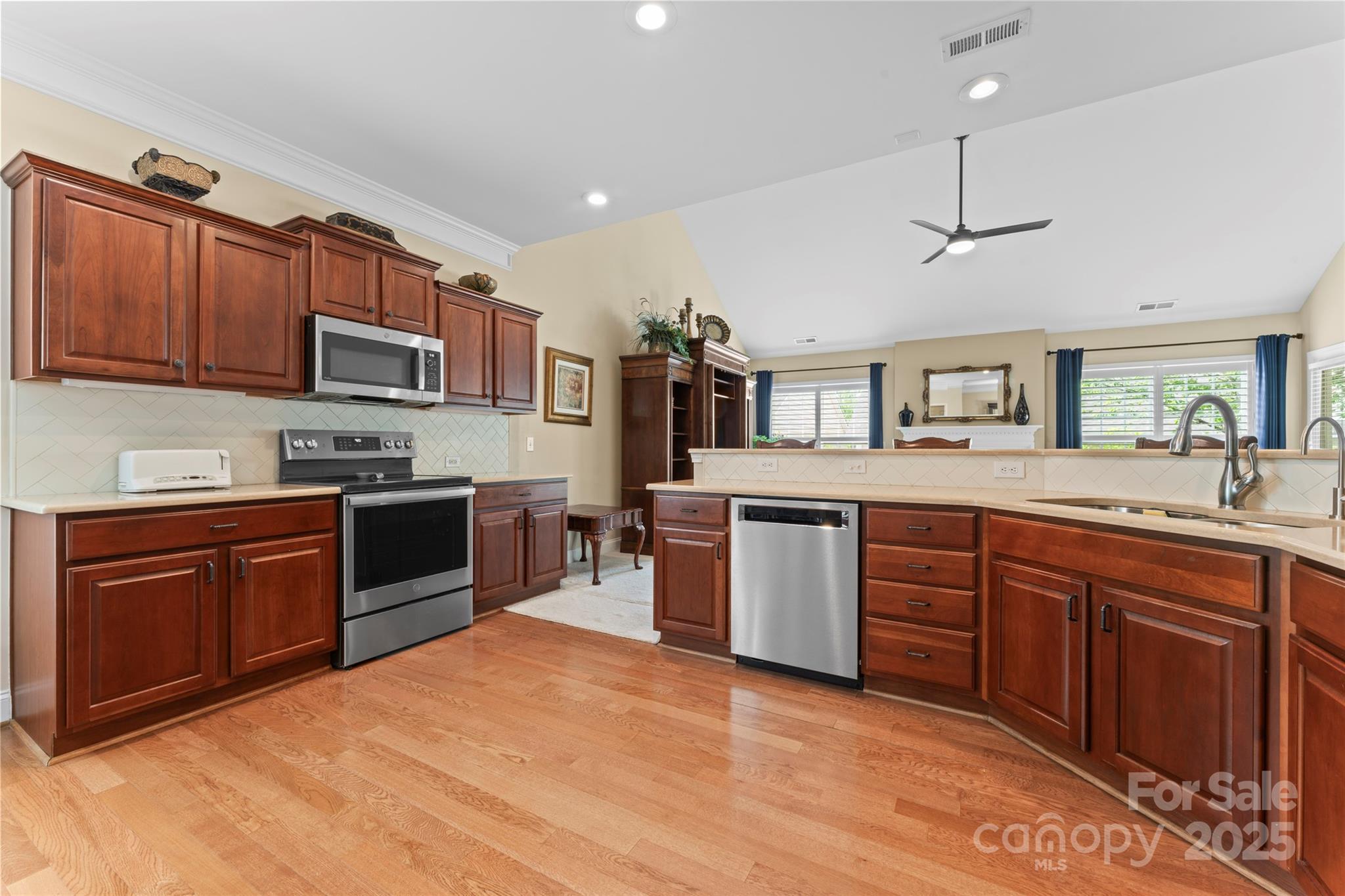 Laurel Park - Residential