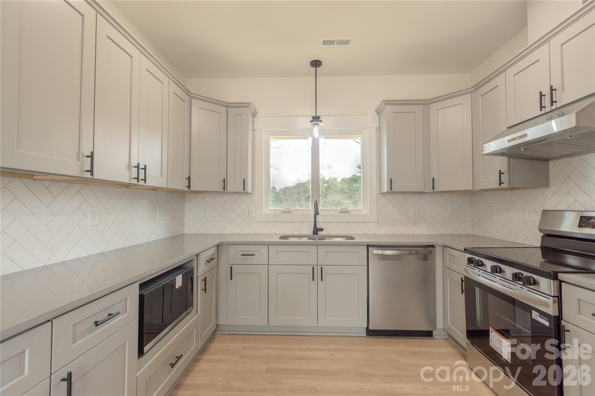 Country Club Estates - Residential