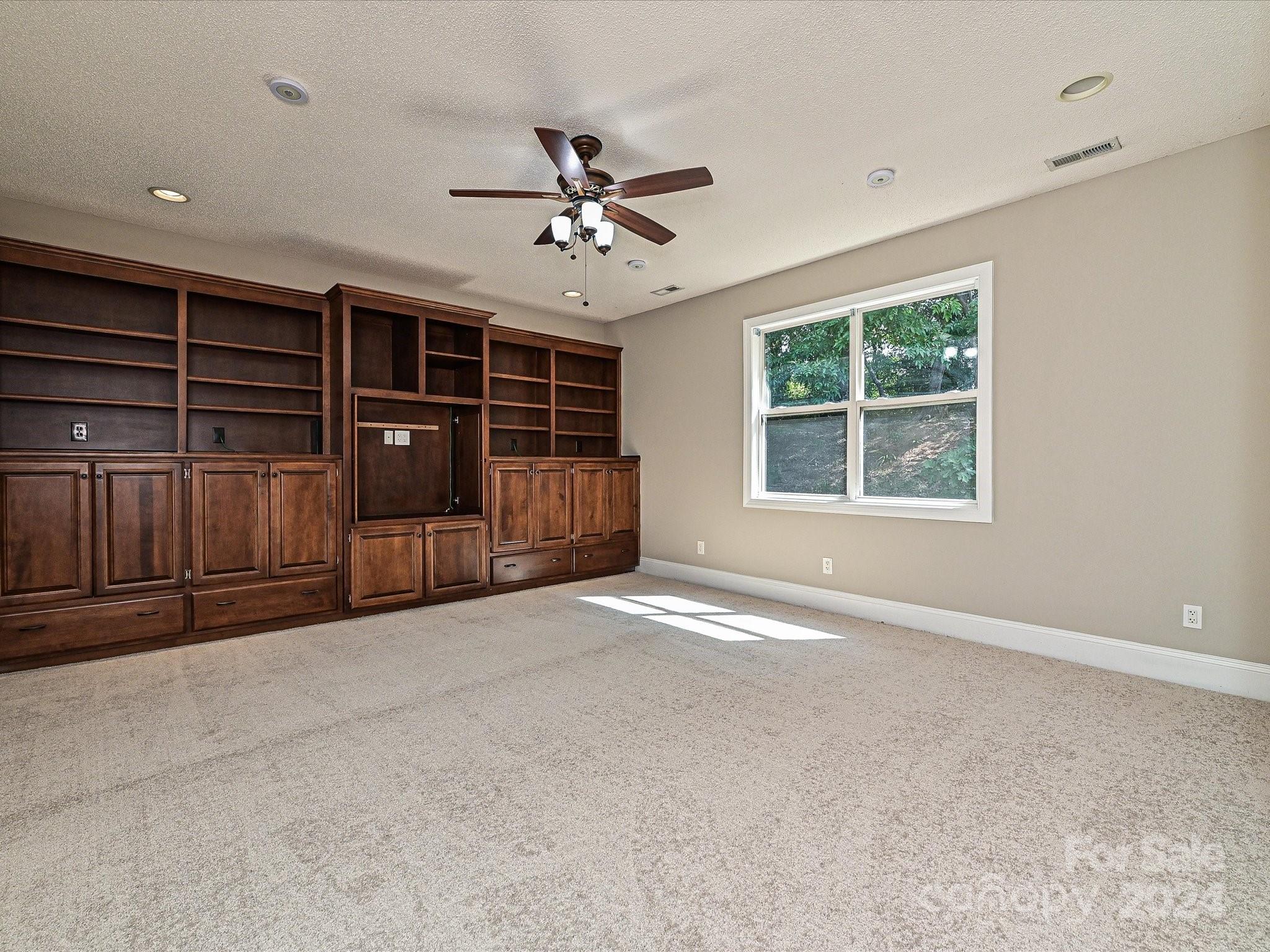 Quail Ridge - Residential