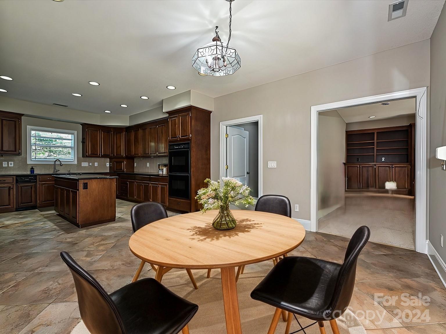 Quail Ridge - Residential