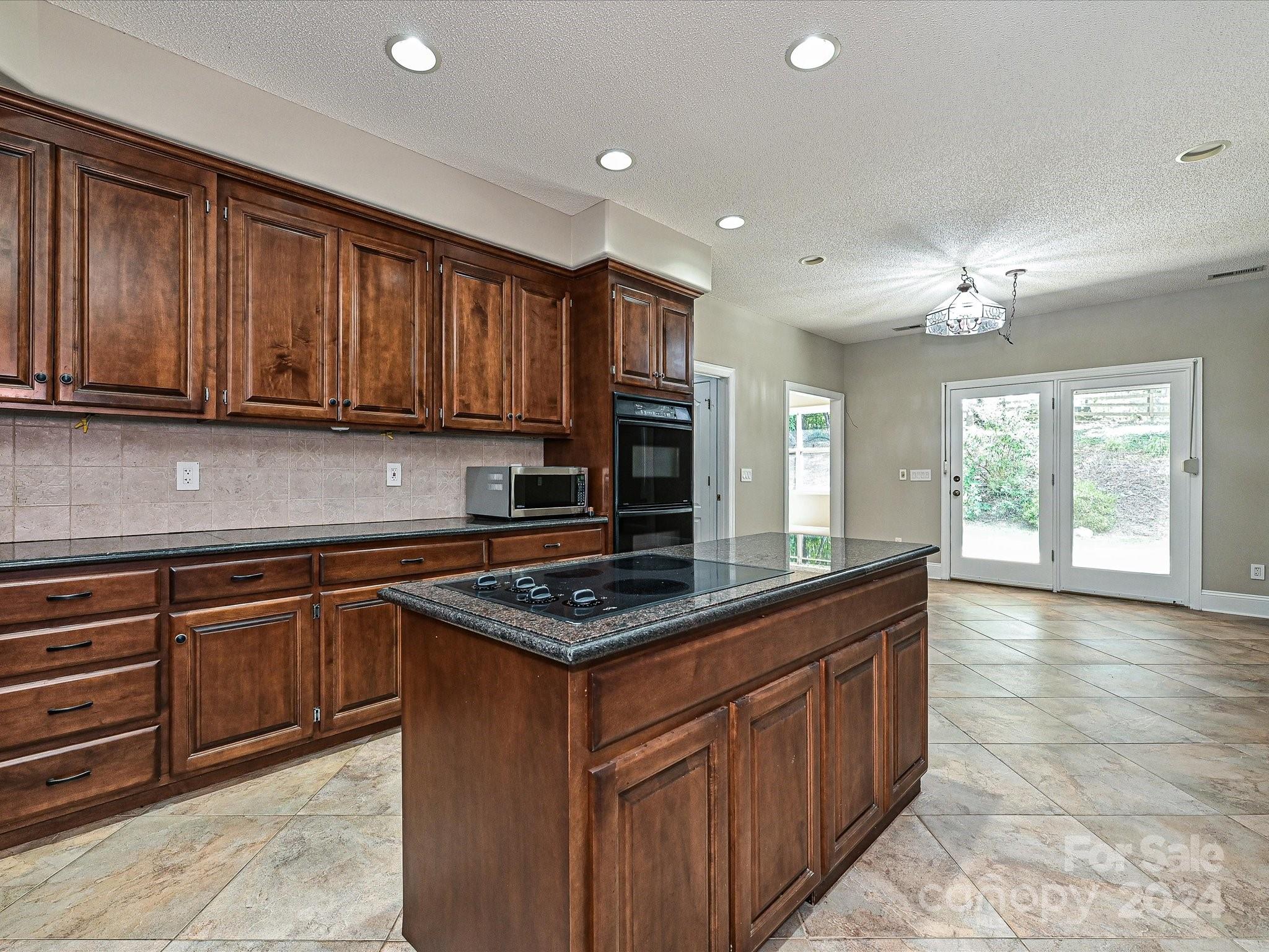 Quail Ridge - Residential