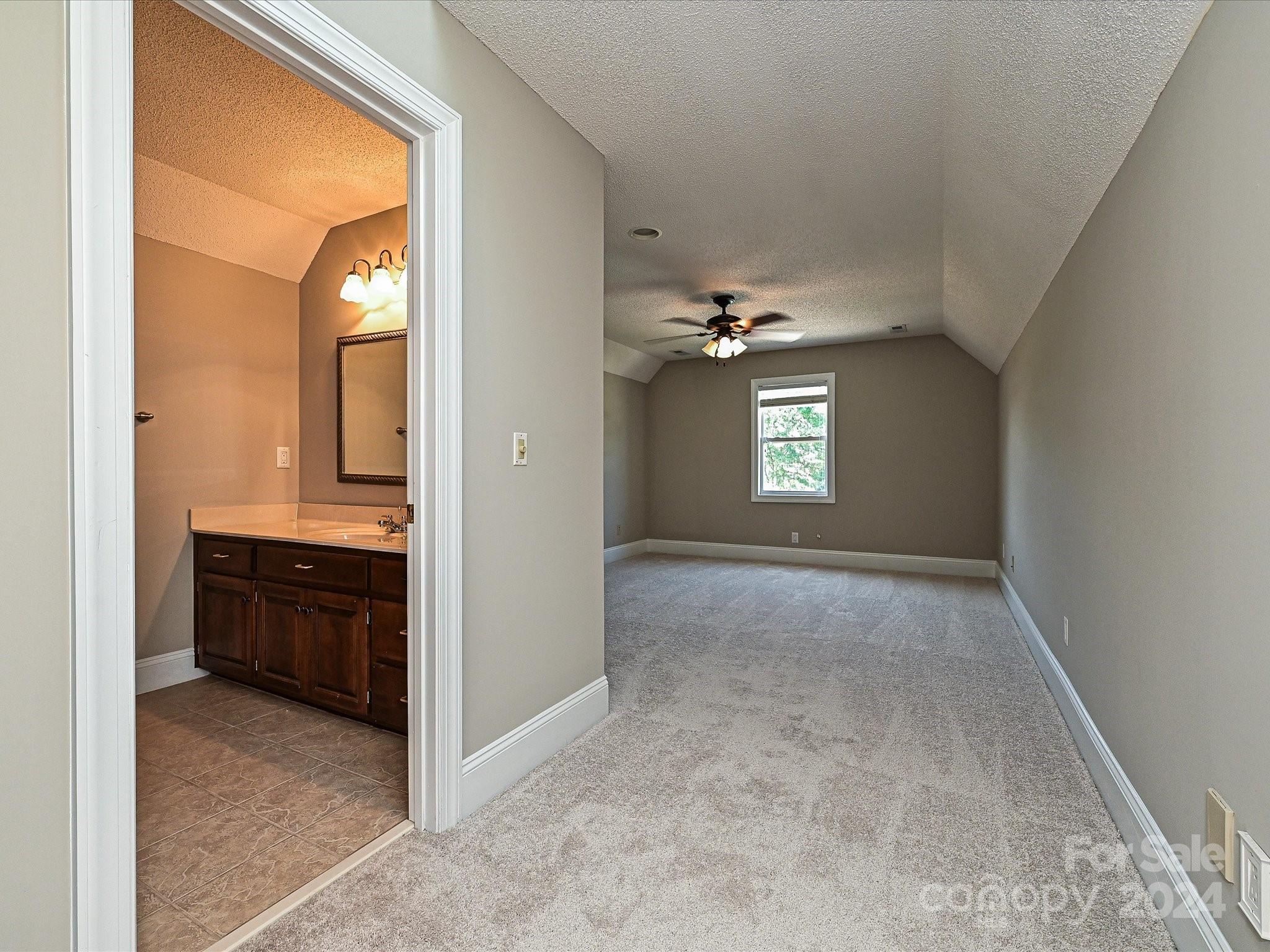 Quail Ridge - Residential