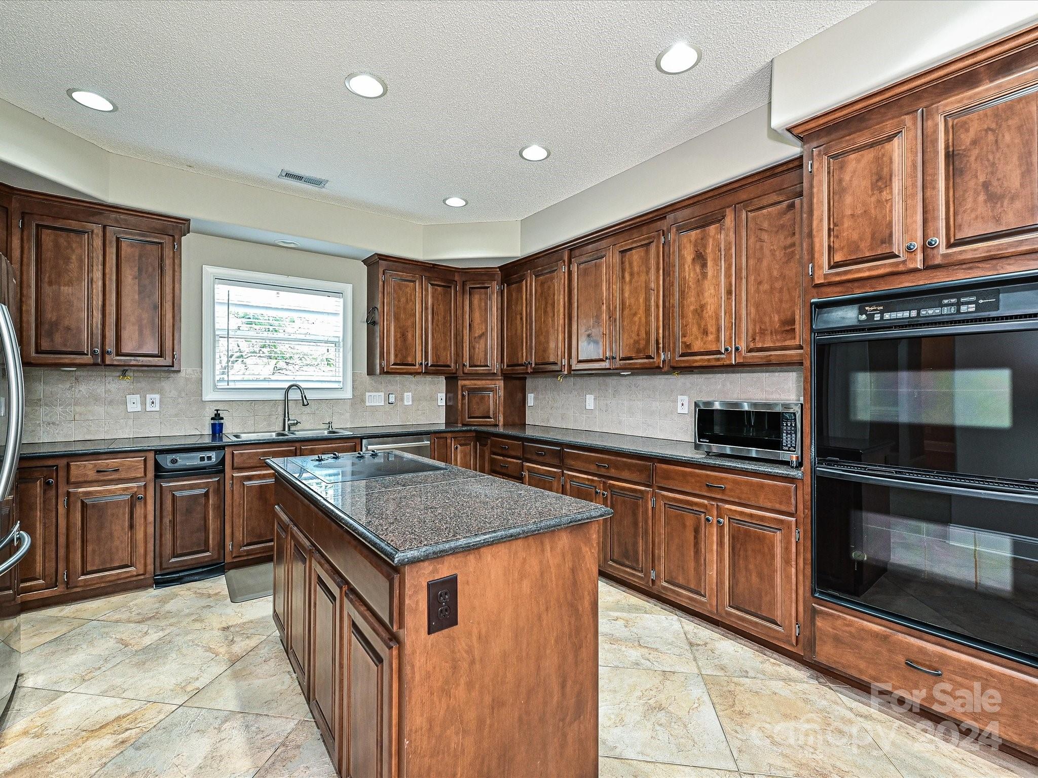 Quail Ridge - Residential