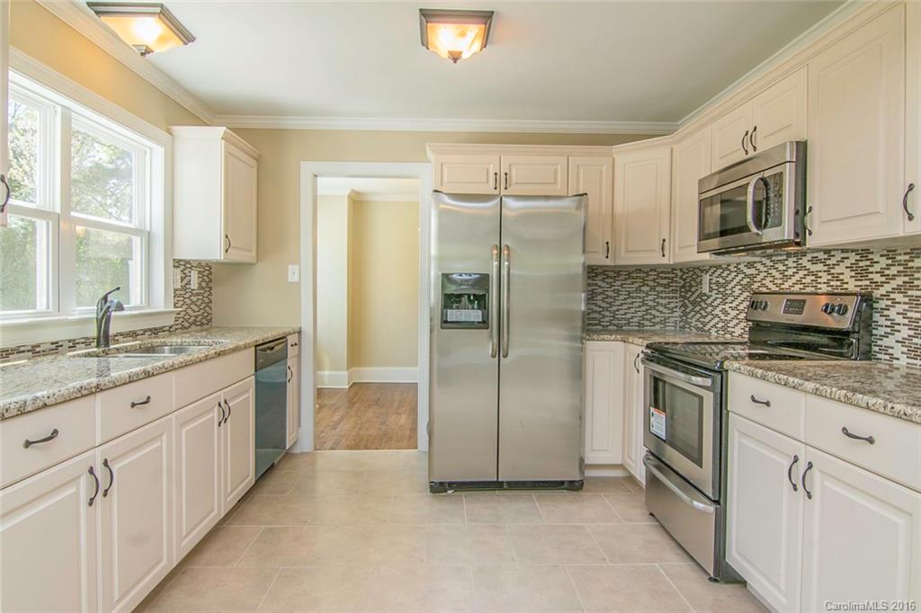 Country Club Estates - Residential