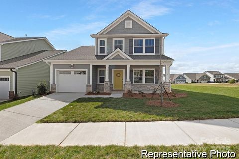 Photo of 24613 Blue Heron Circle #432, Lancaster, SC 29720 (MLS # 4310025)