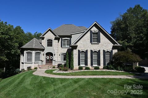 Photo of 3996 Deer Run Drive NE, Conover, NC 28613 (MLS # 4300299)