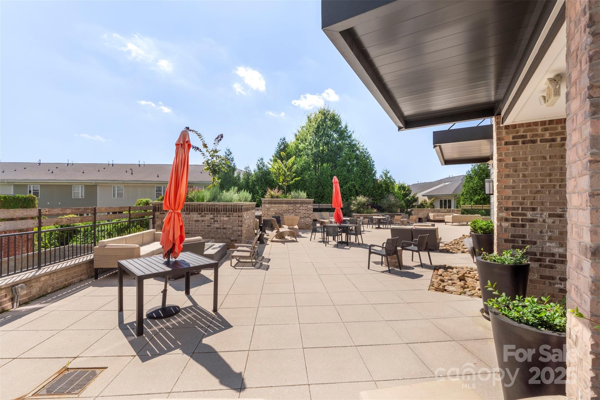 The Arts District - Residential