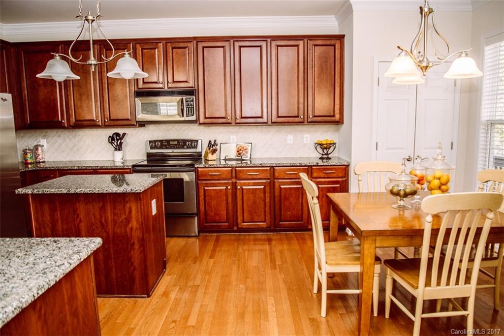 Lake Shore - Residential