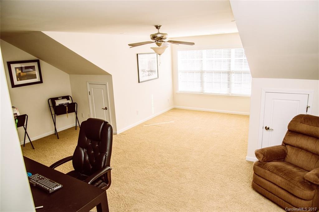 Lake Shore - Residential