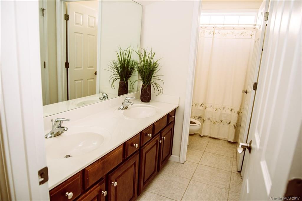 Lake Shore - Residential